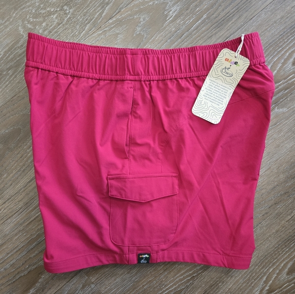 New with Tags Designed in Canada Surfs Up Cargo Activity Shorts by Alder Apparel - Picture 9 of 11